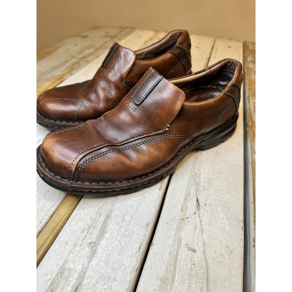 Clarks Escalade Men's Brown Leather Slip On Loafers Casual Shoes Size 8.5 - Picture 1 of 16